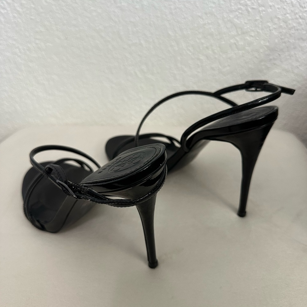 Guess heels